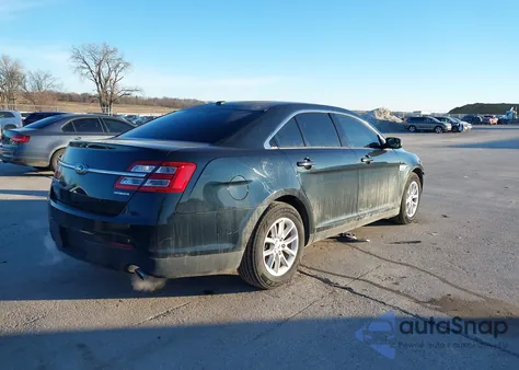 2015 Ford Taurus Se z USA, uszkodzony, nr VIN 1FAHP2D8XFG122641